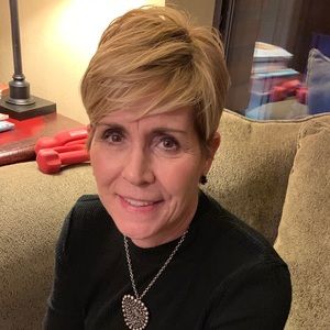 Meet your Posher, Nancy